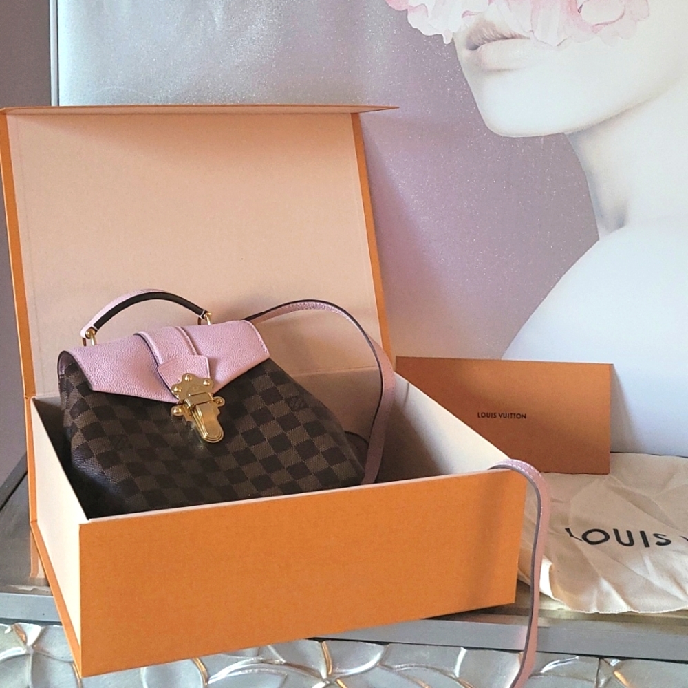 Louis Vuitton Clapton Backpack. Pink Damere print.
